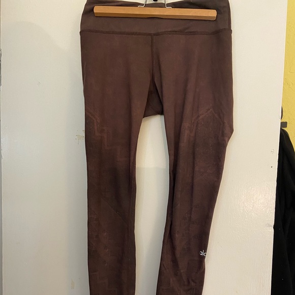 ALO size S legging in Mink casbah - Picture 5 of 5